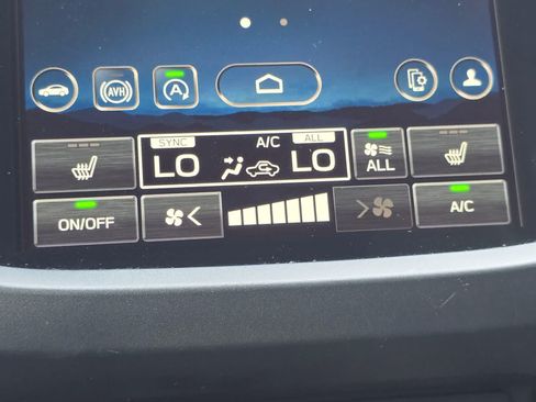 Certified 2025 Subaru Forester Premium AWD/4WD image 15