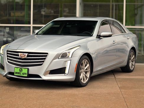 Used 2017 Cadillac CTS Luxury image 4