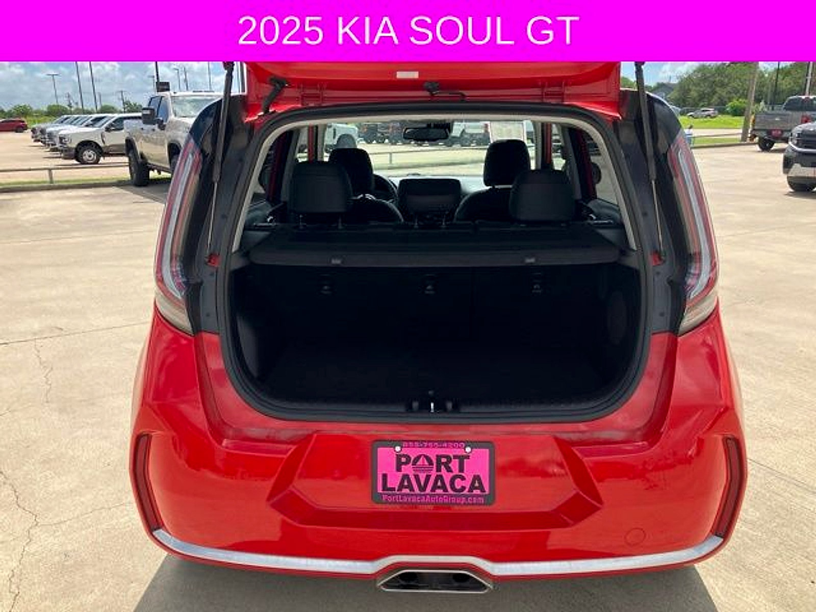 Used 2025 Kia Soul GT-Line w/ GT-Line Technology Package FWD image 16