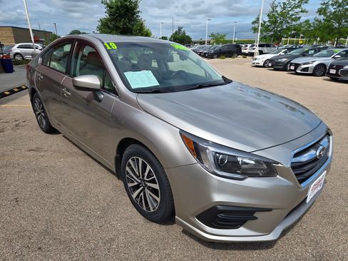 Used 2019 Subaru Legacy 2.5i Premium AWD/4WD image 3