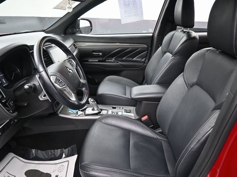 Used 2021 Mitsubishi Outlander SEL image 24