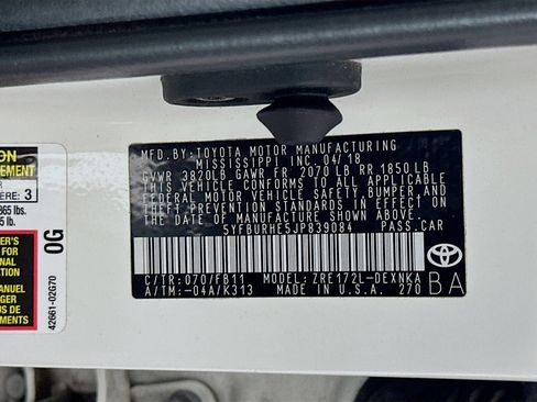 Used 2018 Toyota Corolla LE image 12