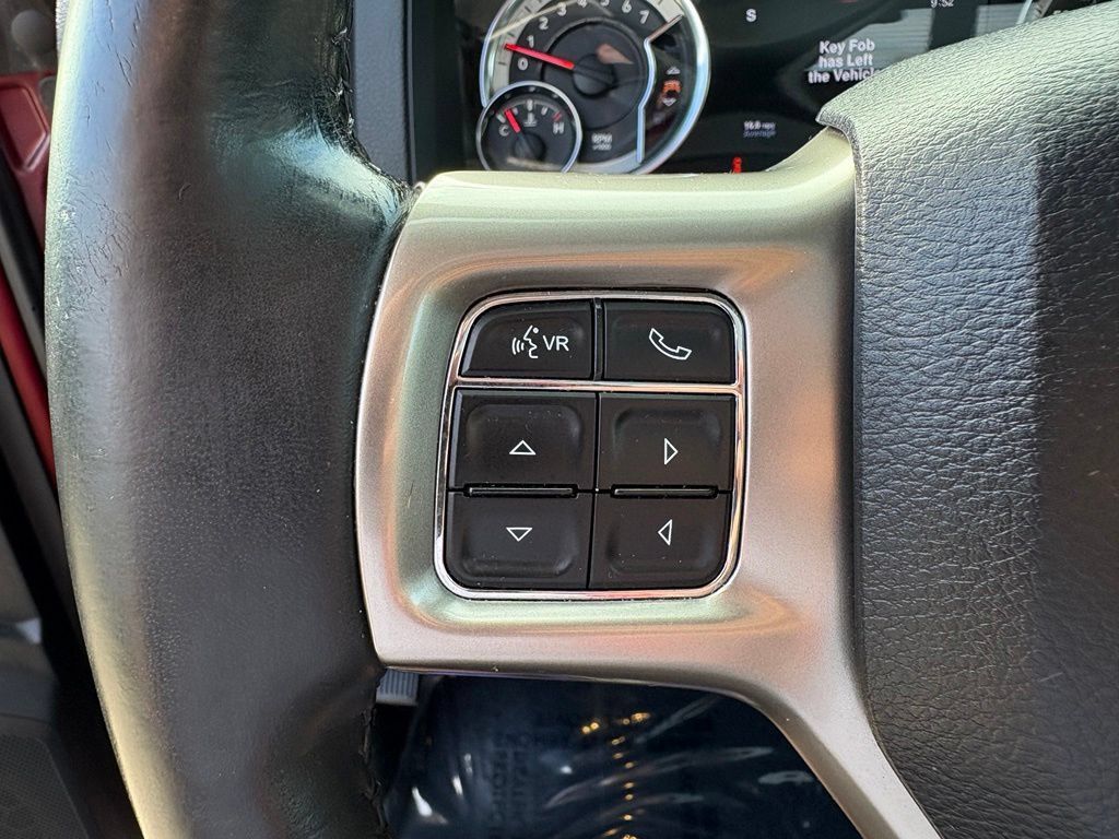 Used 2016 RAM 1500 Laramie w/ Convenience Group AWD/4WD image 18