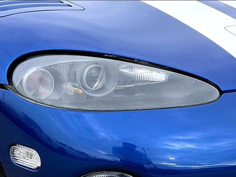 Used 1996 Dodge Viper GTS image 28