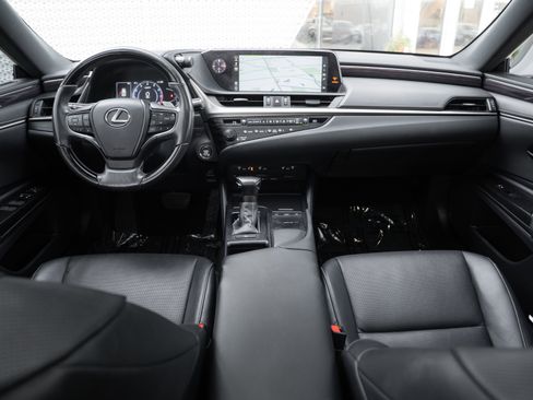 Used 2019 Lexus ES 350 Ultra Luxury image 8