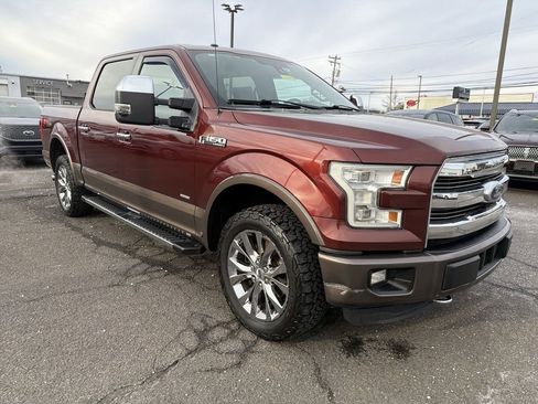 Used 2015 Ford F150 Lariat w/ Equipment Group 502A Luxury image 7