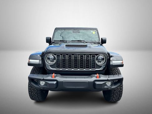 Used 2025 Jeep Gladiator Mojave AWD/4WD image 7