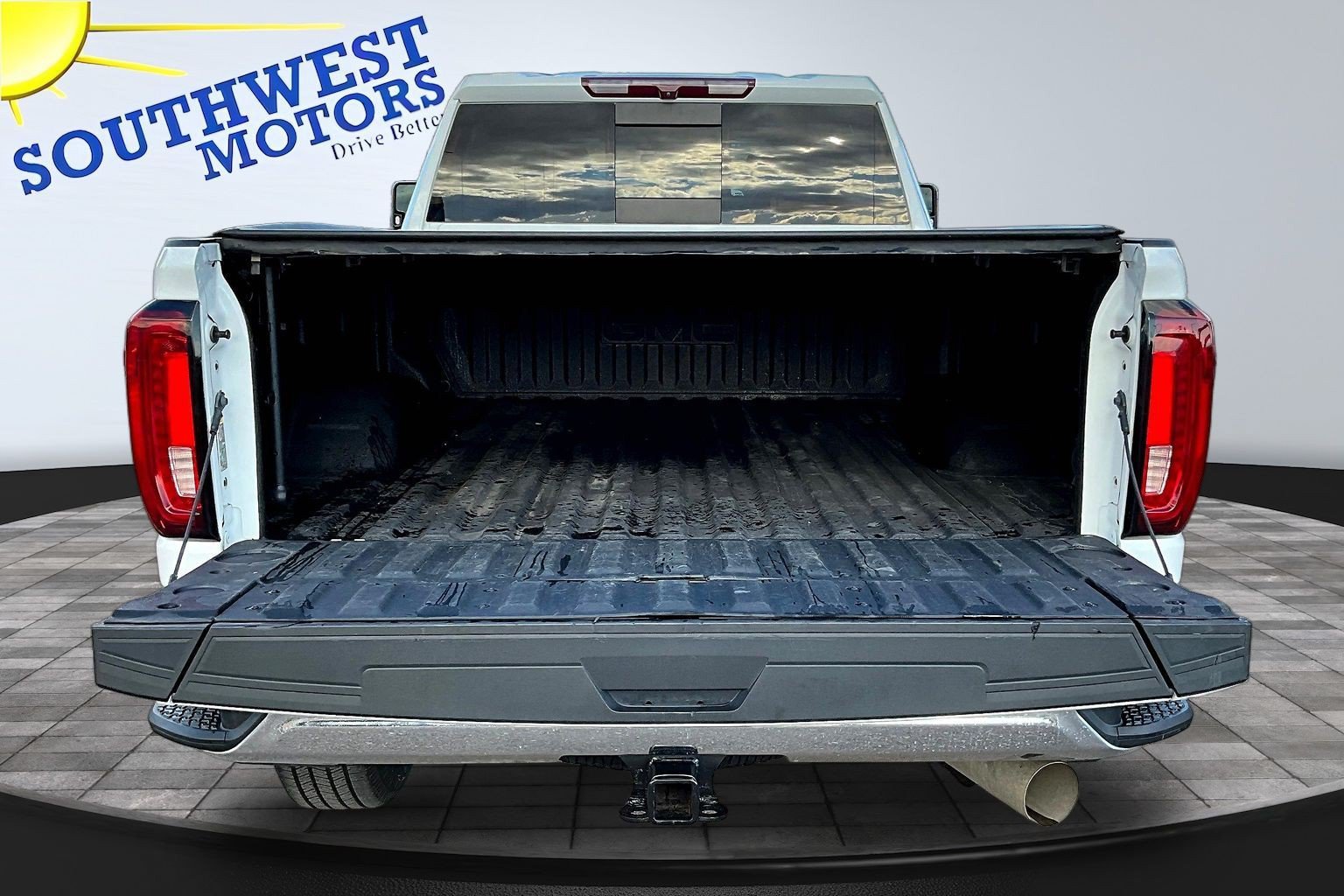 Used 2022 GMC Sierra 3500 SLT w/ SLT Premium Package AWD/4WD image 8