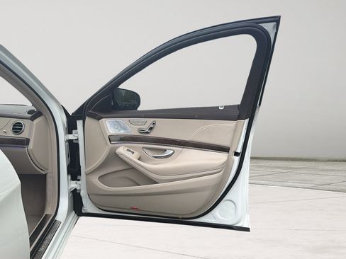 Used 2019 Mercedes-Benz S 450 Sedan image 20