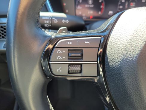 Used 2023 Acura Integra Base image 24