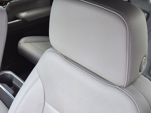 Used 2024 Chevrolet Silverado 1500 LT Trail Boss w/ LT Trail Boss Premium Package image 20