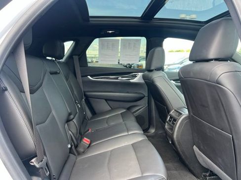 Used 2024 Cadillac XT5 Premium Luxury w/ Technology Package AWD/4WD image 14