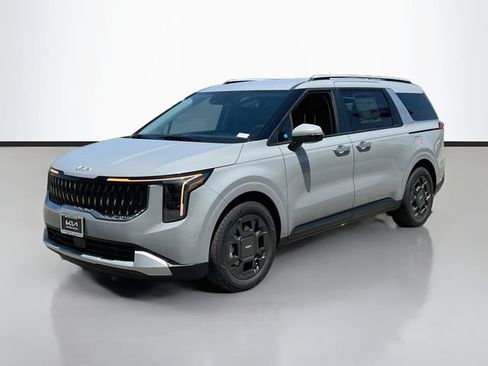 New 2026 Kia Carnival EX FWD image 3