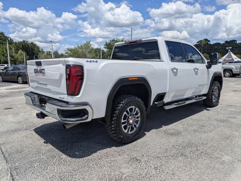 Used 2025 GMC Sierra 2500 SLT AWD/4WD image 7