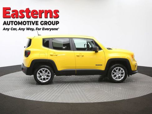 Used 2023 Jeep Renegade Latitude image 44