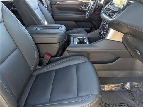 Used 2024 Chevrolet Tahoe LT w/ LT Signature Plus Package image 24