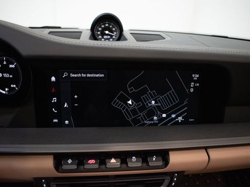 Certified 2022 Porsche 911 Carrera 4S AWD/4WD image 29