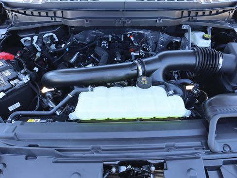 New 2025 Ford F150 Platinum w/ Equipment Group 702A High image 22