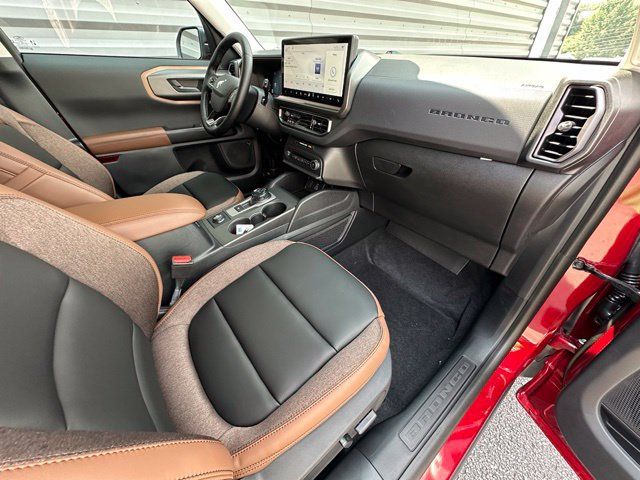 New 2026 Ford Bronco Sport Outer Banks w/ Outer Banks Tech Package+ AWD/4WD image 21