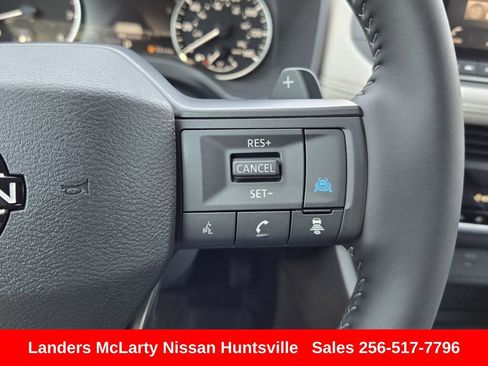 Used 2026 Nissan Rogue SV FWD image 25