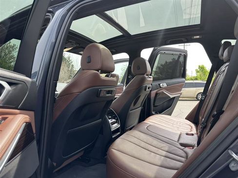 Used 2019 BMW X5 xDrive40i w/ Premium Package 2 image 32