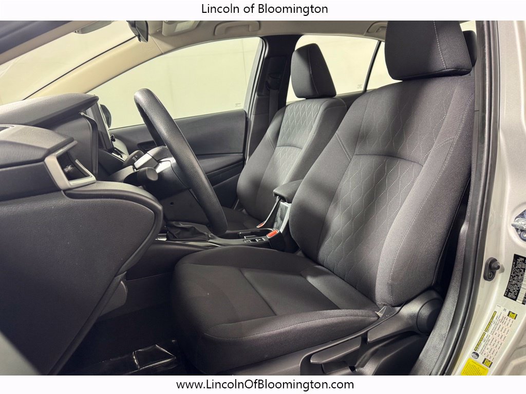 Used 2026 Toyota Corolla LE FWD image 14