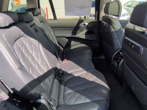 New 2026 BMW X7 xDrive40i image 22