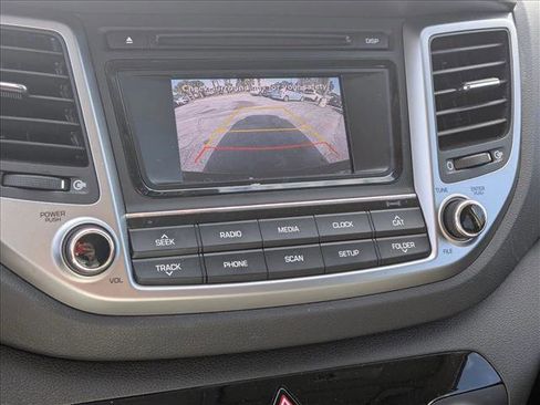 Used 2017 Hyundai Tucson SE image 13