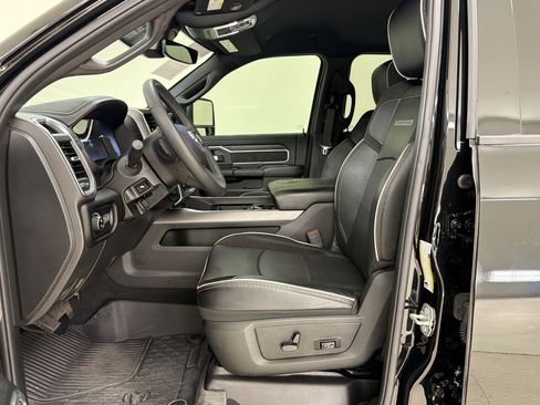 Used 2025 RAM 2500 Laramie w/ Night Edition AWD/4WD image 5