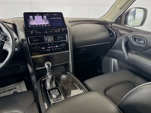 Used 2022 INFINITI QX80 Luxe w/ Cargo Package image 28