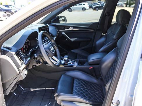 Used 2023 Audi SQ5 Premium Plus w/ Premium Plus Package image 19