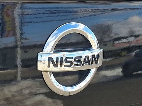 Used 2020 Nissan Versa SV image 28