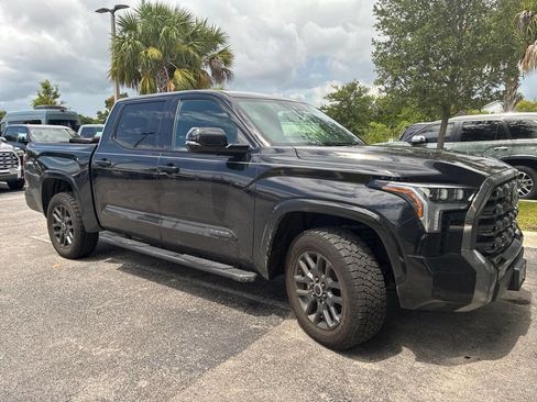 Used 2023 Toyota Tundra Platinum AWD/4WD image 2
