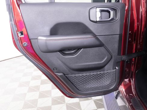 Used 2022 Jeep Wrangler Unlimited Rubicon w/ LED Lighting Group image 29