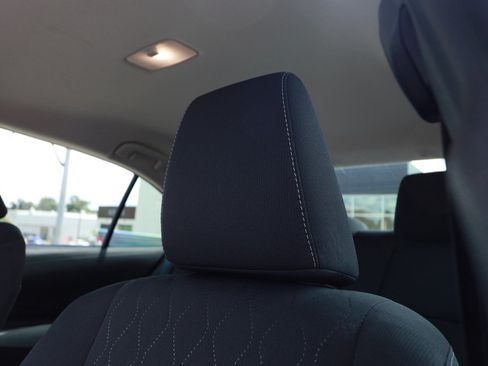 Used 2025 Toyota Corolla LE w/ Convenience Package FWD image 19