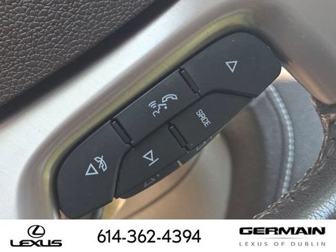 Used 2015 GMC Acadia Denali AWD/4WD image 22