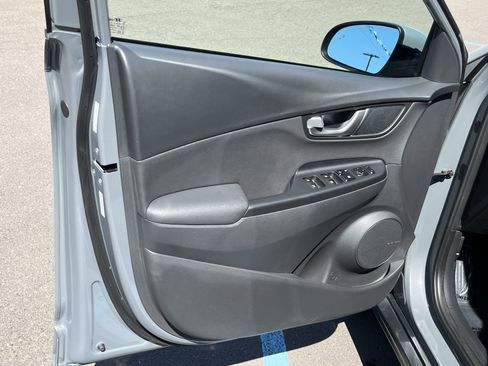 Certified 2023 Hyundai Kona Limited image 16