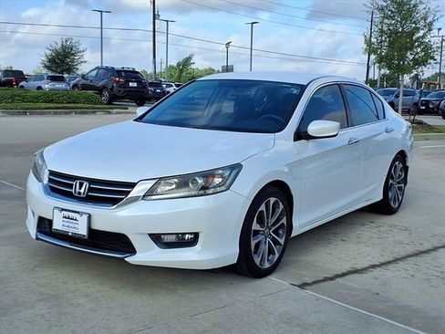 Used 2015 Honda Accord Sport image 3