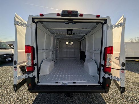 New 2025 RAM ProMaster 1500 w/ Premium Convenience Group image 10