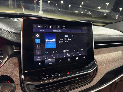 Used 2023 Jeep Compass Latitude w/ Convenience Group image 27