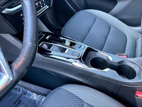 Used 2023 Chevrolet Bolt EUV LT w/ Comfort Package image 16