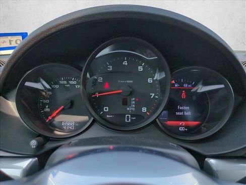 Used 2025 Porsche 718 Boxster RWD image 11