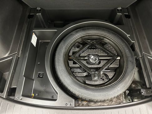 Certified 2024 Chevrolet Blazer RS w/ Driver Confidence II Package image 34