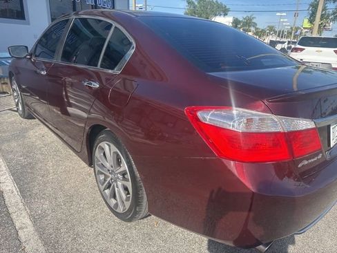 Used 2015 Honda Accord Sport image 7
