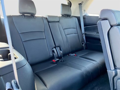 Used 2020 Honda Pilot Touring image 28