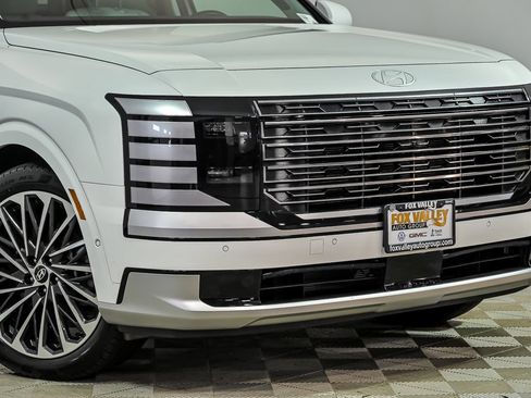 Used 2026 Hyundai Palisade Calligraphy AWD/4WD image 2
