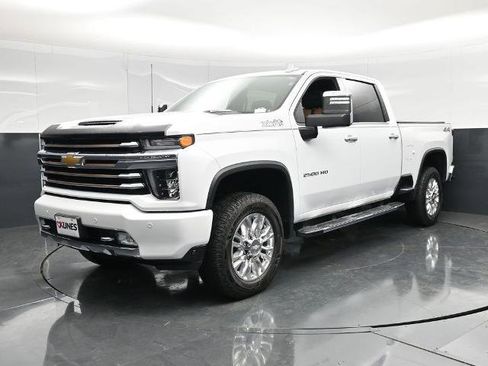 Used 2020 Chevrolet Silverado 2500 High Country w/ Gooseneck/5TH Wheel Package AWD/4WD image 10