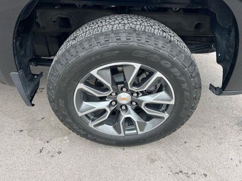 Used 2025 Chevrolet Silverado 1500 LT image 14
