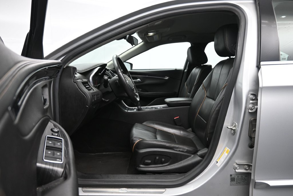 Used 2019 Chevrolet Impala Premier FWD image 25