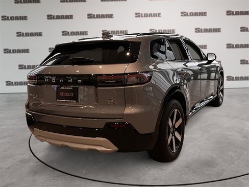 New 2025 Honda Prologue Touring image 5